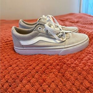 Vans women snickers , size 8